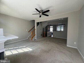 970 Harrison Cir in Alexandria, VA - Building Photo - Building Photo