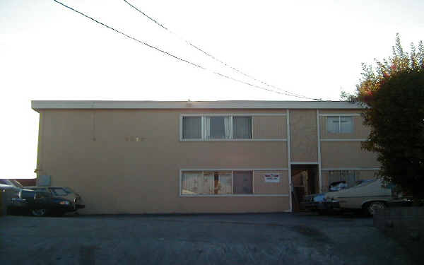 3525 Gray St in Oakland, CA - Building Photo - Building Photo