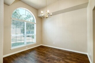 2744 Kickapoo Cavern Dr in Pflugerville, TX - Building Photo - Building Photo