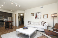 Metro 510 in El Cerrito, CA - Building Photo - Interior Photo