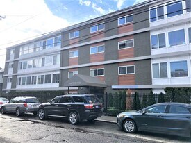 The Harvard on Capitol Hill in Seattle, WA - Building Photo