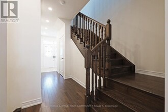 81 Boundary Blvd in Whitchurch-Stouffville, ON - Building Photo - Building Photo