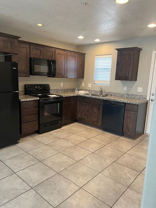 305 Cheyenne Dr in Evanston, WY - Building Photo