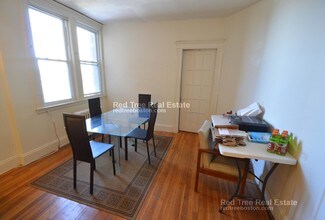 1634 Commonwealth Ave, Unit 16 in Boston, MA - Building Photo - Building Photo