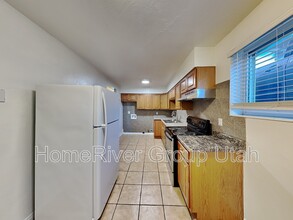 2540 S 700 E in Salt Lake City, UT - Building Photo - Building Photo