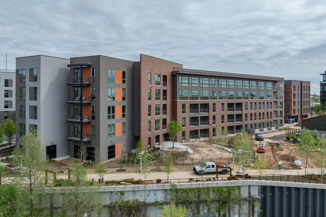 The Laura in Houston, TX - Building Photo - Building Photo