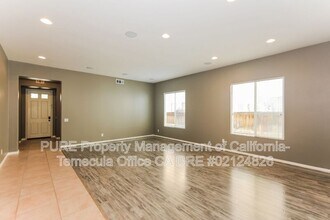 38330 Highpointe Ln in Murrieta, CA - Building Photo - Building Photo