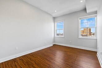 6200 Hudson Ave in West New York, NJ - Building Photo - Building Photo