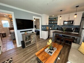 1163 Park Blvd in West Sacramento, CA - Building Photo - Building Photo