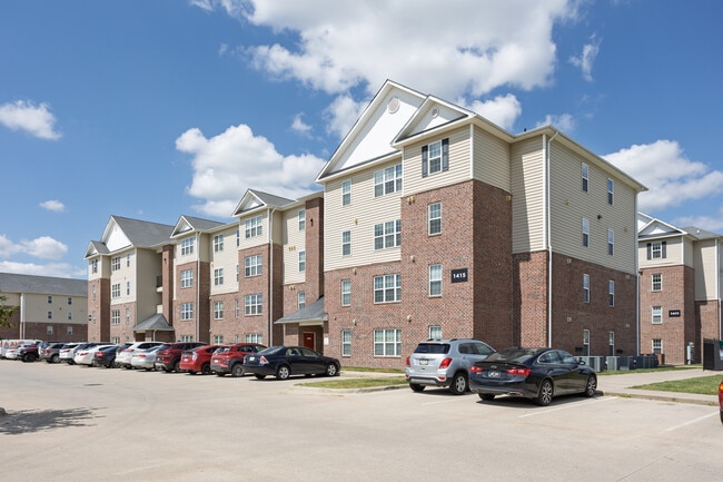 The Grove in Ames, IA - Building Photo - Building Photo