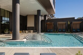 Oro Ballantyne in Charlotte, NC - Building Photo - Building Photo