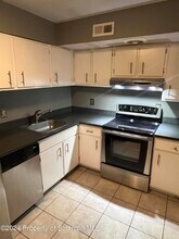 220 Linden St in Scranton, PA - Building Photo - Building Photo