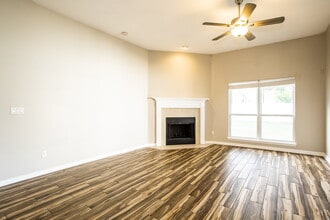 906 Thoroughbred Dr in Orange Park, FL - Building Photo - Building Photo