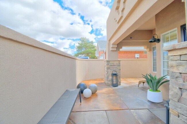 11118 Jewel Cave Rd SE in Albuquerque, NM - Building Photo - Building Photo