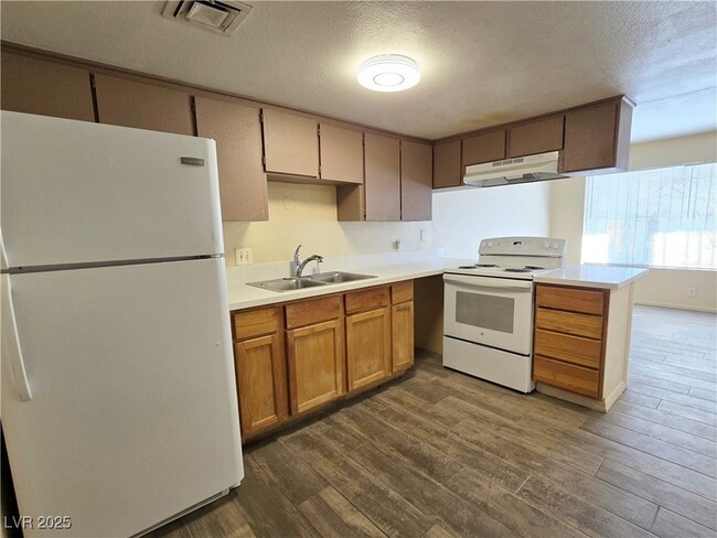 3516 Thomas Patrick Ave, Unit 4 in North Las Vegas, NV - Building Photo - Building Photo