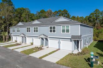 Waterside Townhomes at River City in Jacksonville, FL - Building Photo - Building Photo