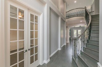 2305 Beacon Hill Dr in Keller, TX - Building Photo - Building Photo