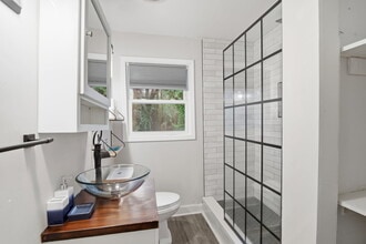 1373 Benteen Way SE in Atlanta, GA - Building Photo - Building Photo