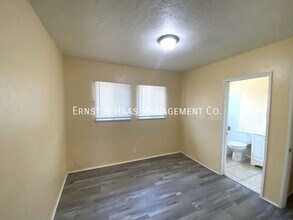 13812 S Avalon Blvd in Los Angeles, CA - Building Photo - Building Photo