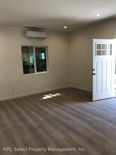 18556 Hart St in Los Angeles, CA - Building Photo - Building Photo