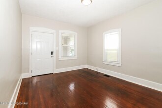 3606 W Muhammad Ali Blvd in Louisville, KY - Building Photo - Building Photo