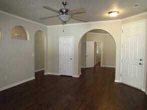738 Skipton Dr W in North Salt Lake, UT - Building Photo - Building Photo