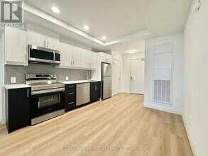 1333 Weber St E in Kitchener, ON - Building Photo - Building Photo