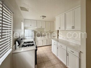 5281 Constitution Rd in San Diego, CA - Building Photo - Building Photo