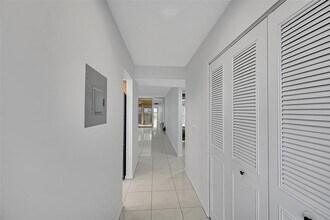 14773 Cumberland Dr in Delray Beach, FL - Foto de edificio - Building Photo