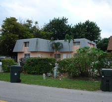 2400 SW 58th Mnr Apartments