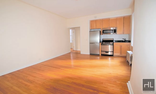 117 W 13th St