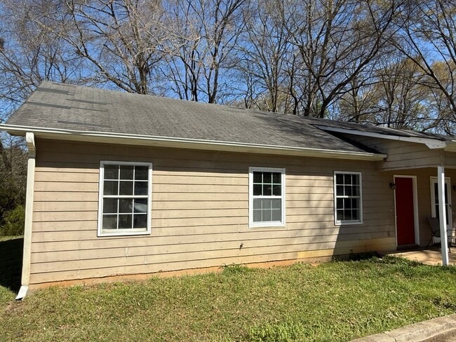 8170 Geiger St NW in Covington, GA - Building Photo - Building Photo