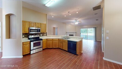 2933 Turning Leaf Ln in Jacksonville, FL - Building Photo - Building Photo