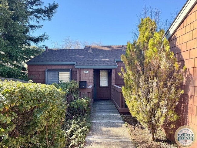 property at 876 Arlene Way