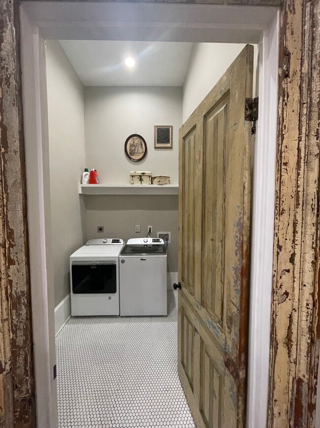 2123 N Villere St in New Orleans, LA - Building Photo - Building Photo