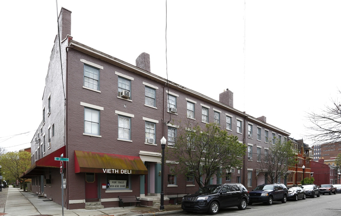 229-233 E 3rd St in Covington, KY - Building Photo