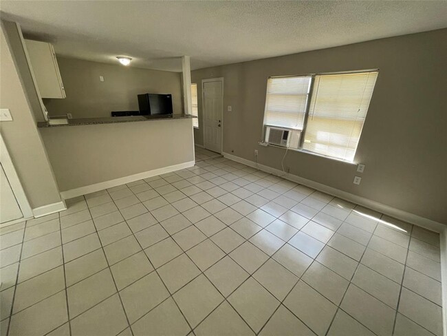 1209 2nd St N in Texas City, TX - Building Photo - Building Photo