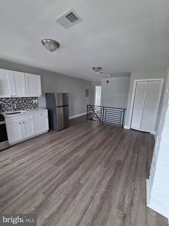 property at 1626 S 6th St