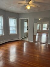 35 South St, Unit 2 in Waltham, MA - Building Photo - Building Photo