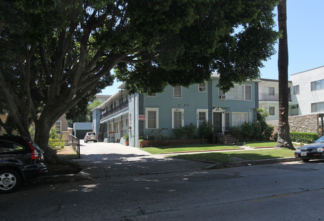 1809 N Normandie Ave in Los Angeles, CA - Building Photo - Building Photo