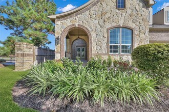 32007 Autumn Orchard Ln in Conroe, TX - Building Photo - Building Photo