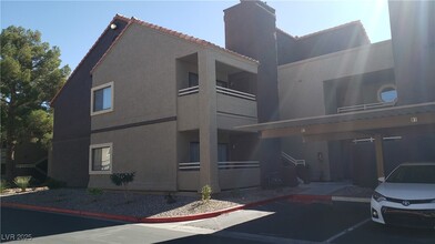 5066 S Rainbow Blvd in Las Vegas, NV - Building Photo - Building Photo