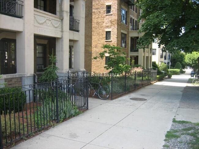 448 Park Dr, Unit 5-BED 2bath FENWAY in Boston, MA - Building Photo - Building Photo