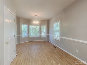 123 Bridgewood Dr in Douglasville, GA - Building Photo - Building Photo