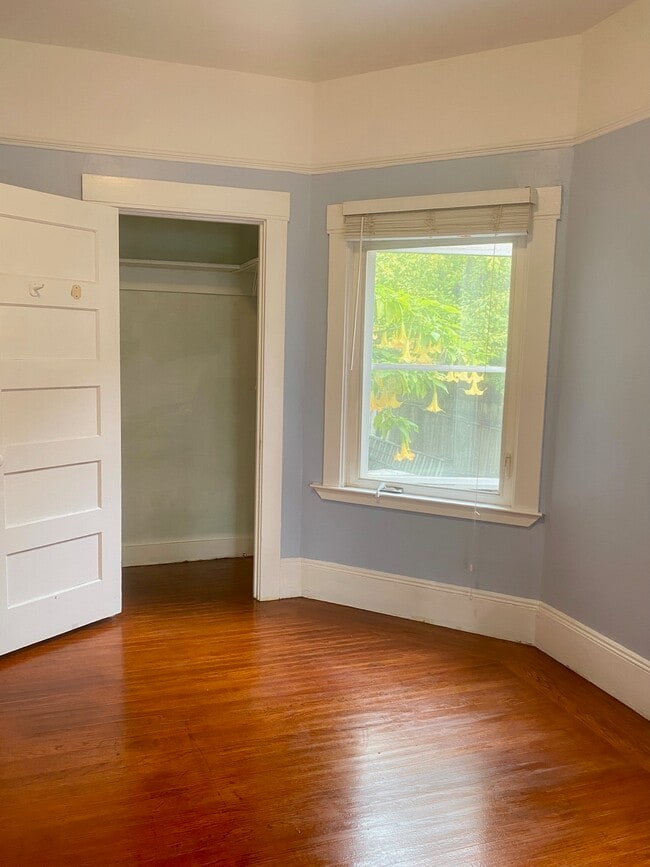 2151 Russell St in Berkeley, CA - Building Photo - Building Photo