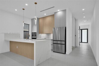 5116 NW 3rd Ave in Miami, FL - Building Photo - Building Photo