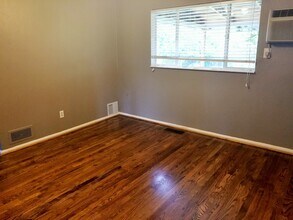 3383 S Grape St in Denver, CO - Building Photo - Building Photo