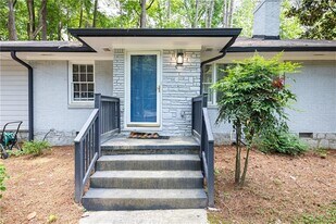 1443 Fama Dr NE in Atlanta, GA - Building Photo
