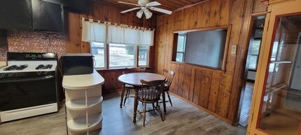 2815 N Shore Dr in Delavan, WI - Building Photo - Building Photo