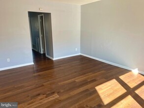 1629 Bonwood Rd in Wilmington, DE - Foto de edificio - Building Photo